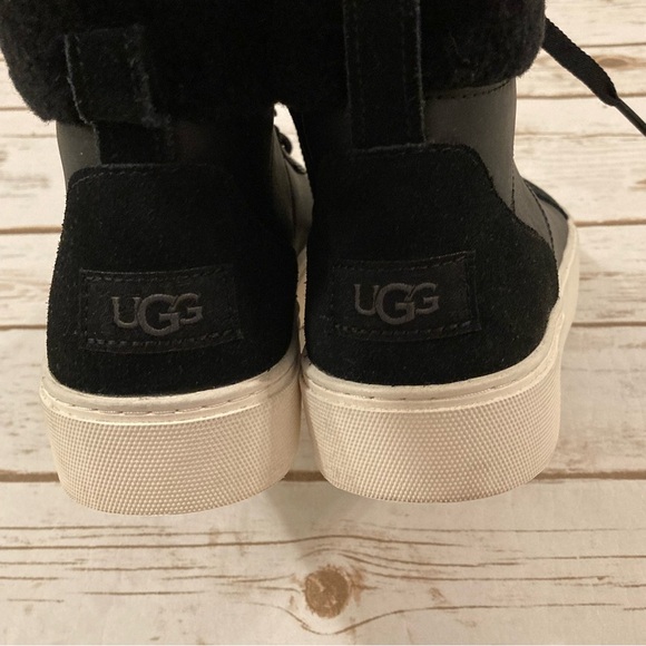 Cakewalk UGGplush™ High Top Sneaker (Women) Size 9 - Picture 6 of 13